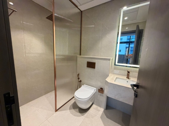 Spacious 2-Bedroom Apartment for Rent in Marquis Galleria, Arjan 🏡